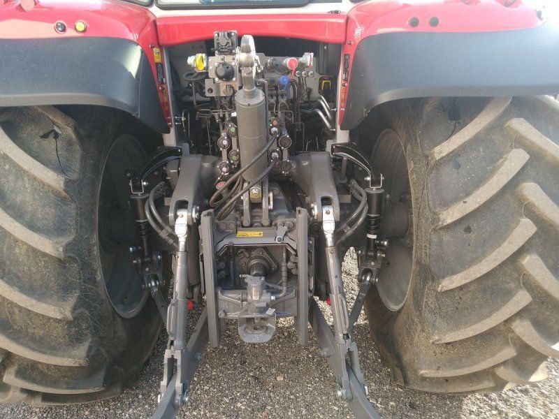 Massey Ferguson 6S.155 Dyna-VT clusive