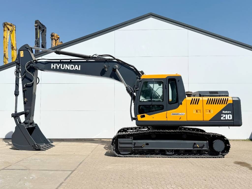 Hyundai R210 *2025 Model* New / Unused / Hammer Lines