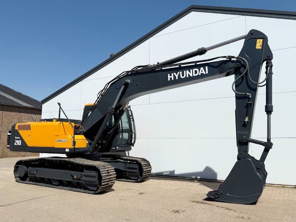 Hyundai R210 *2025 Model* New / Unused / Hammer Lines