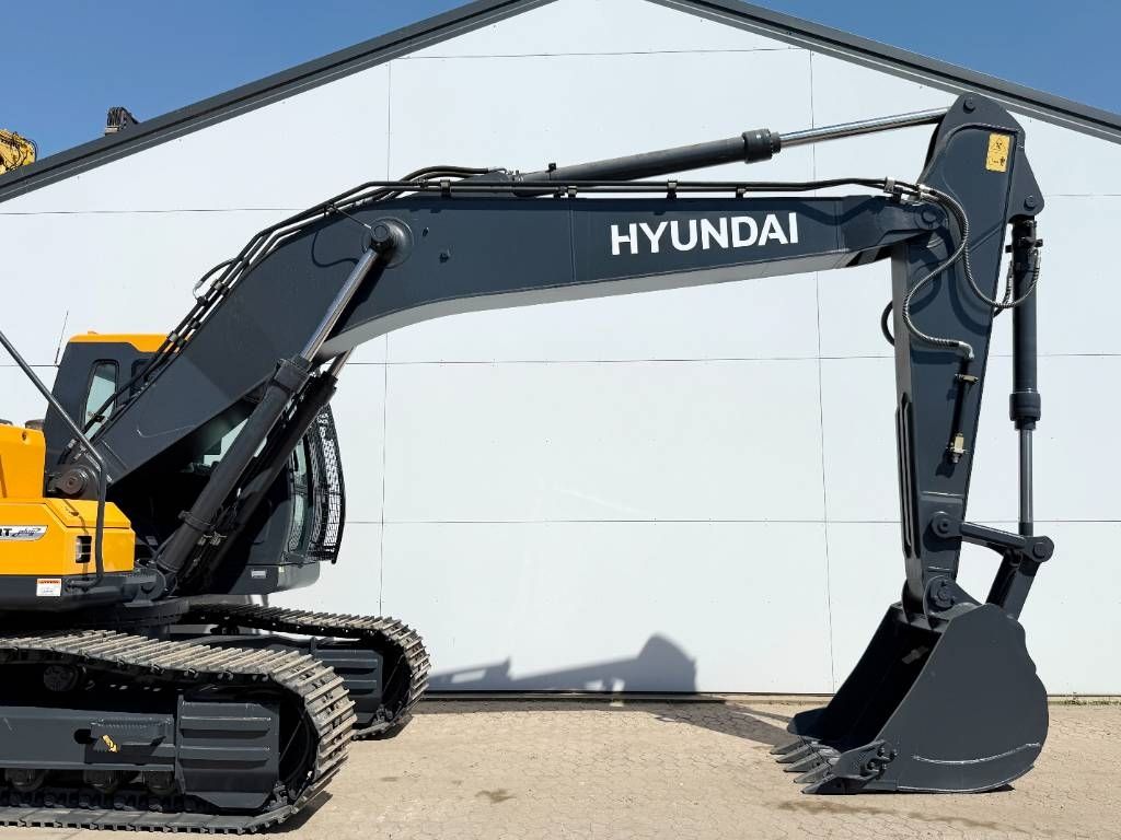 Hyundai R210 *2025 Model* New / Unused / Hammer Lines