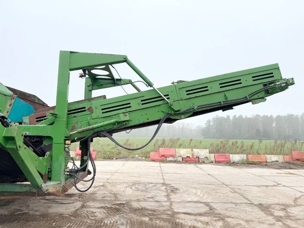 Powerscreen Warrior 1800 Dutch Machine / Up to 600 Ton per H