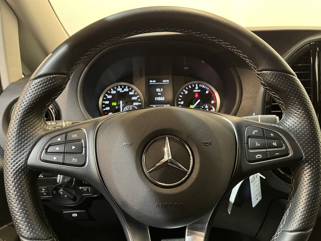 Mercedes-Benz Vito 116 CDI Lang RWD Automaat / Servicebus / Sortimo Inrichting / Euro 6 / Airco / Camera / CarPlay / Cruise Control / 11.000 KM !!