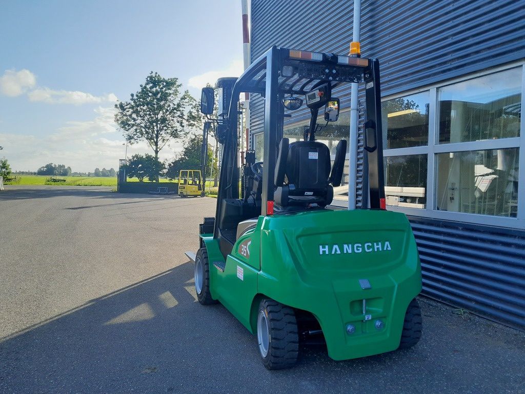 Hangcha CPD35 3500KG 4,8M Triplex Mast Li-Ion.