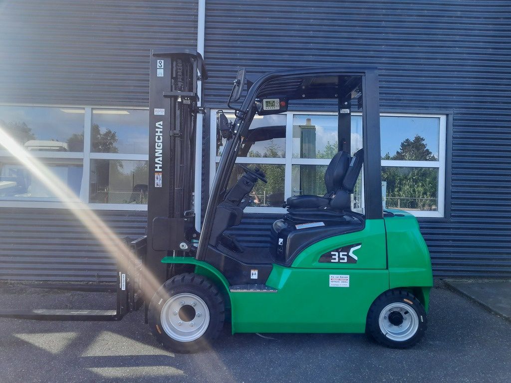 Hangcha CPD35 3500KG 4,8M Triplex Mast Li-Ion.