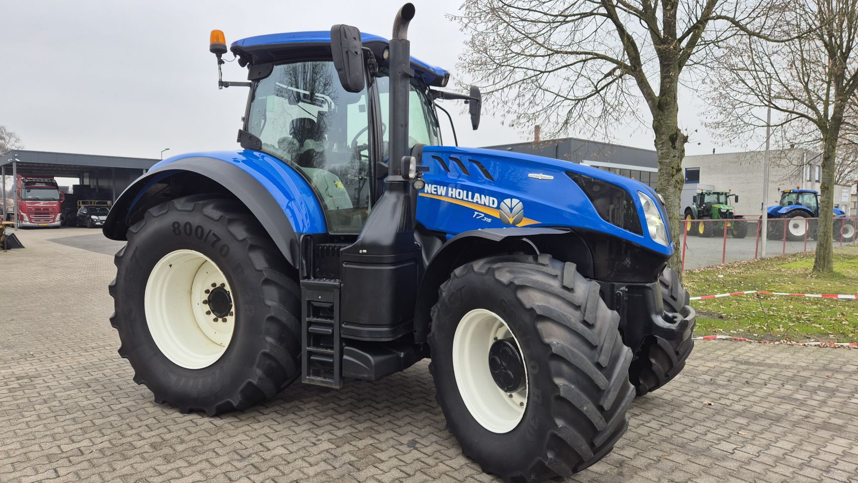 NEW HOLLAND T7.315 HD AutoCommand 50Kmh en Luchtdrukremmen