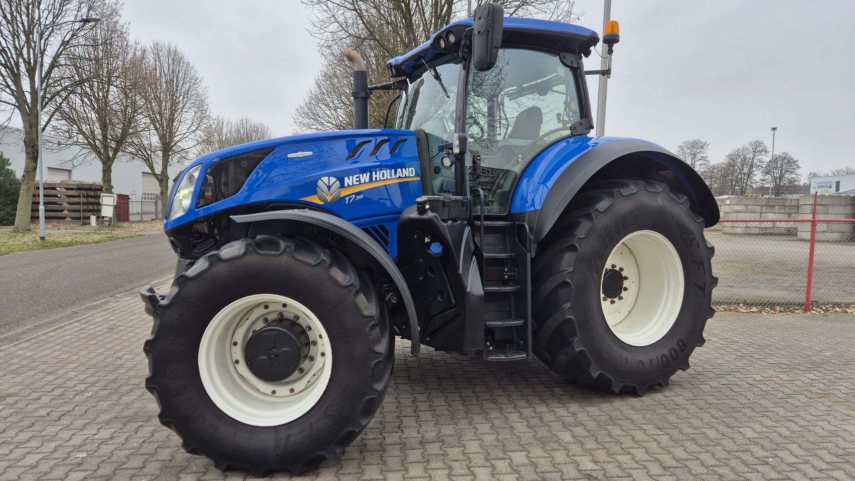 NEW HOLLAND T7.315 HD AutoCommand 50Kmh en Luchtdrukremmen