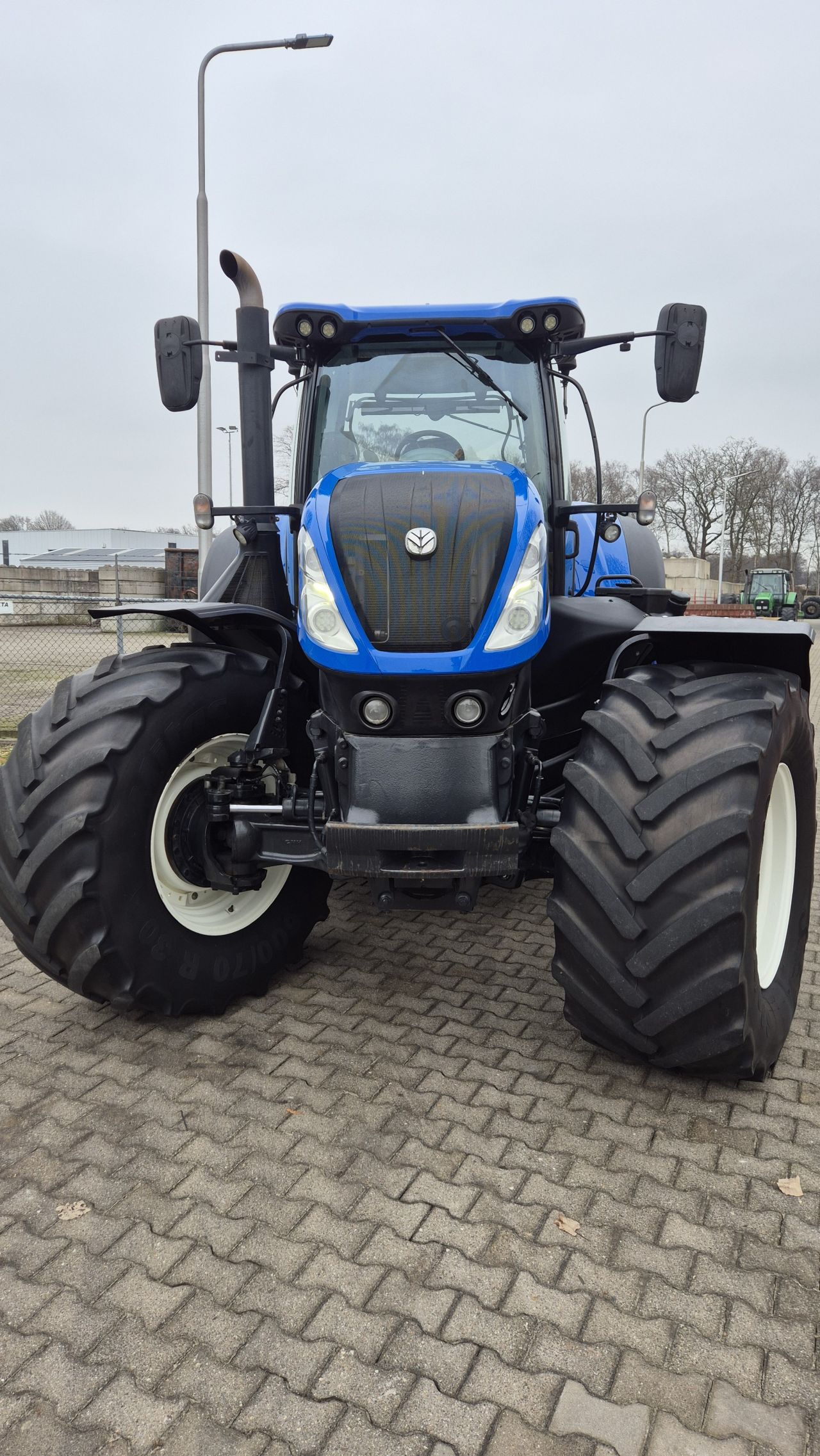 NEW HOLLAND T7.315 HD AutoCommand 50Kmh en Luchtdrukremmen