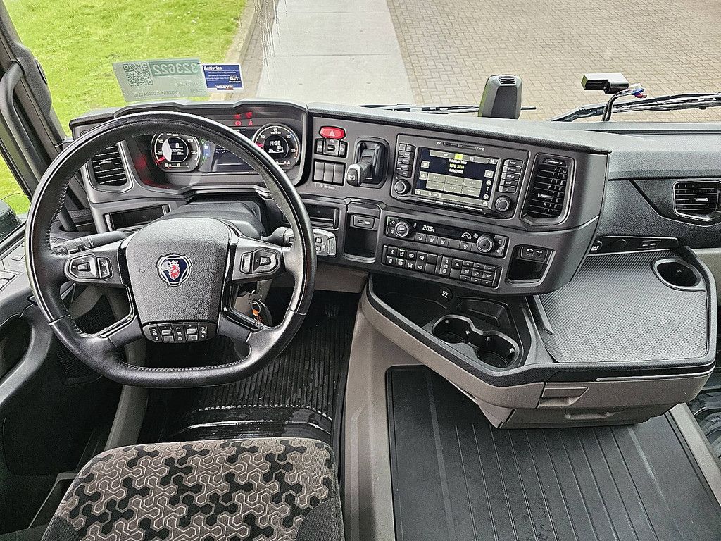 SCANIA R460