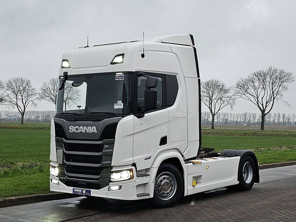 SCANIA R460