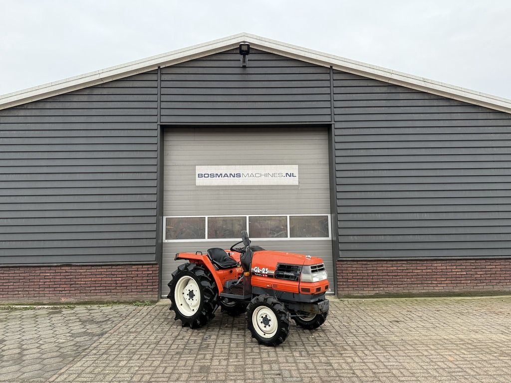 Kubota GL25 minitractor
