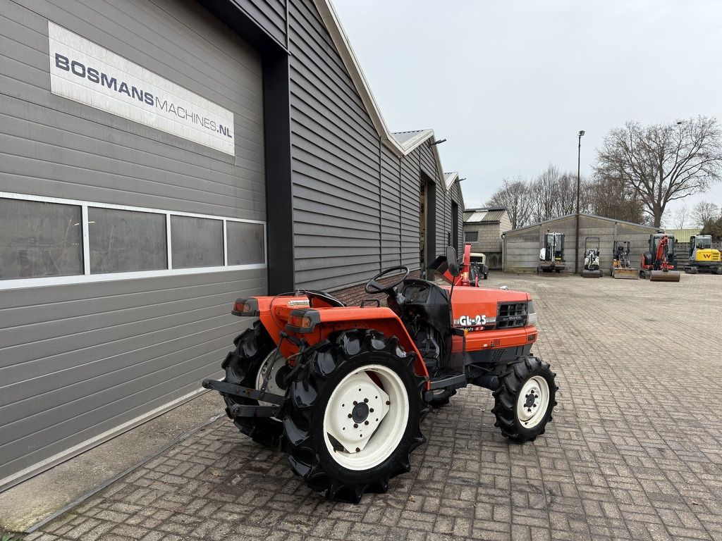 Kubota GL25 minitractor