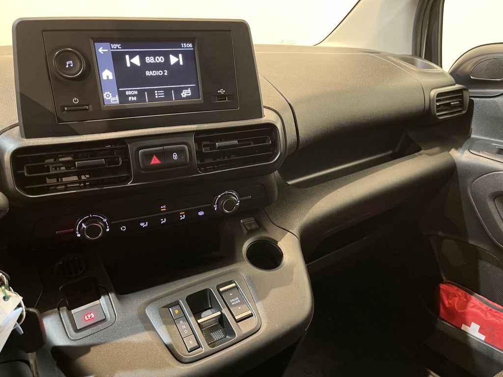 Citroën ë-Berlingo L1 Control 50 kWh 136 PK / 100% Elektrisch !! / Airco / Cruise Control / PDC / 25.000 KM !!