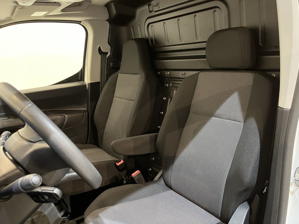 Citroën ë-Berlingo L1 Control 50 kWh 136 PK / 100% Elektrisch !! / Airco / Cruise Control / PDC / 25.000 KM !!