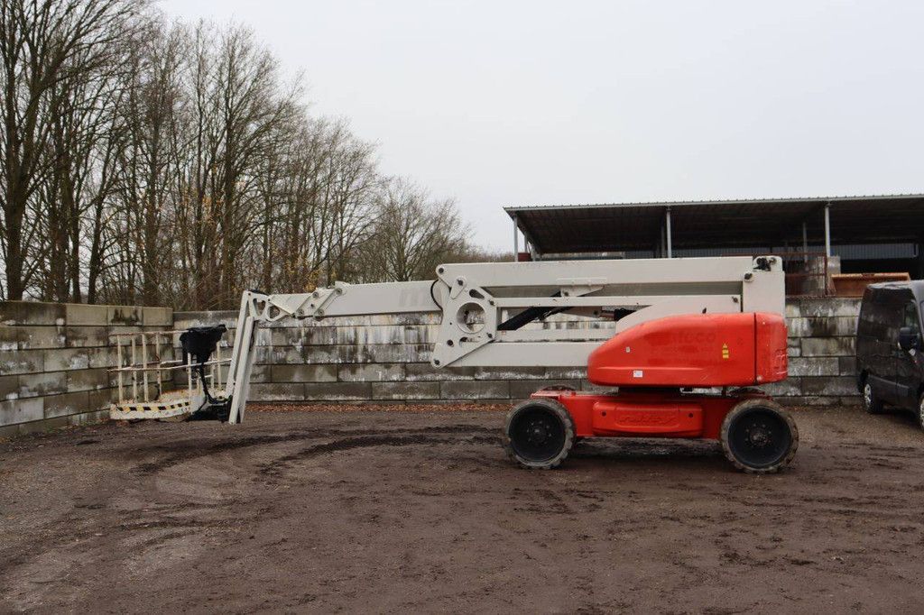 Nifty HR28 Hybrid 4x4 Electric+Diesel 28m Articulated Boom Lift 2016