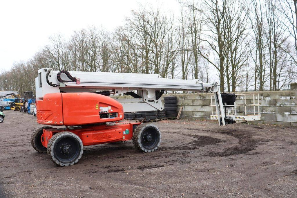 Nifty HR28 Hybrid 4x4 Electric+Diesel 28m Articulated Boom Lift 2016