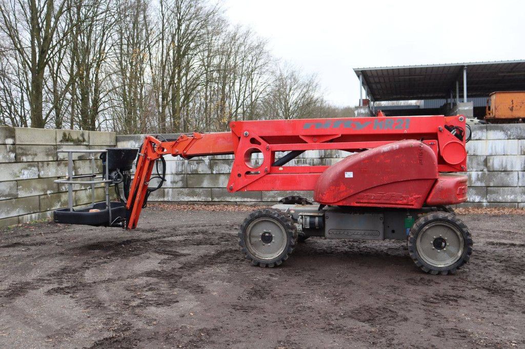 Articulating boom lift Nifty HR21D 4X4 Diesel 20.8m 2013
