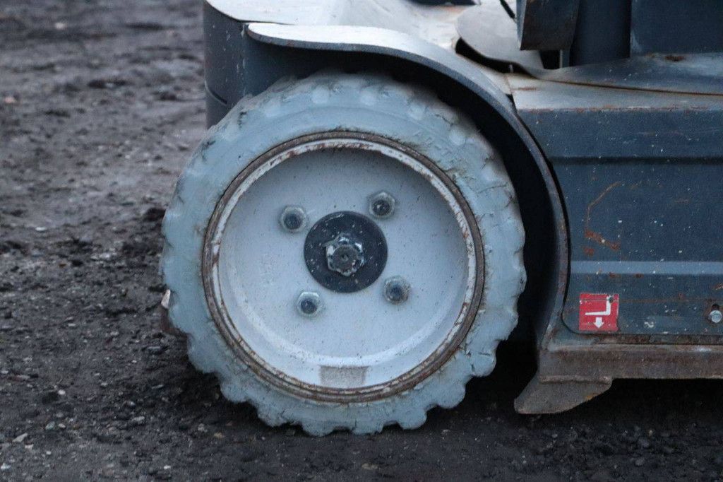 Mast lift ATN PIAF 880R Electric 8.8m 2015