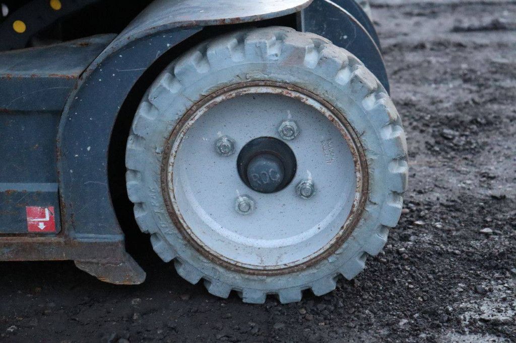 Mast lift ATN PIAF 880R Electric 8.8m 2015