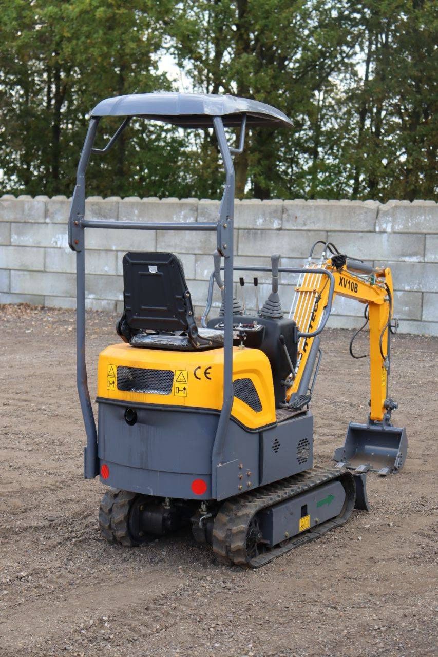 Mini excavator Hytec XV10B Diesel 7kW 2023