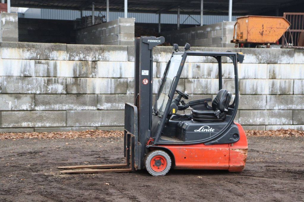 Heftruck Linde E16 Elektrisch 1600kg 6.6m 2003