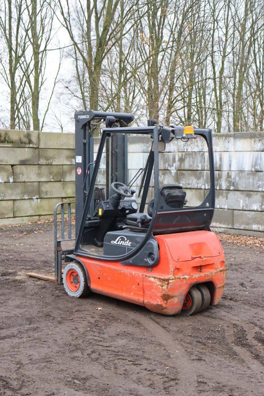 Heftruck Linde E16 Elektrisch 1600kg 6.6m 2003