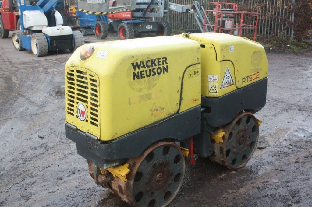 Vibratory roller Wacker Neusen Roller RT Diesel 14kW 2014