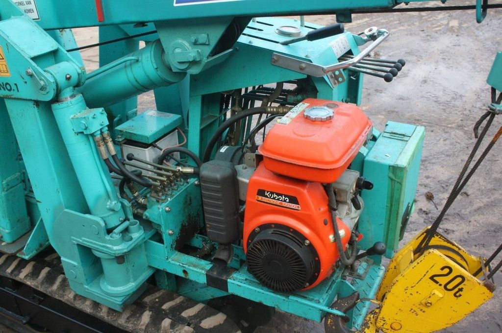 Hijskraan Maeda 205 Diesel 2000kg 7.6m 2009