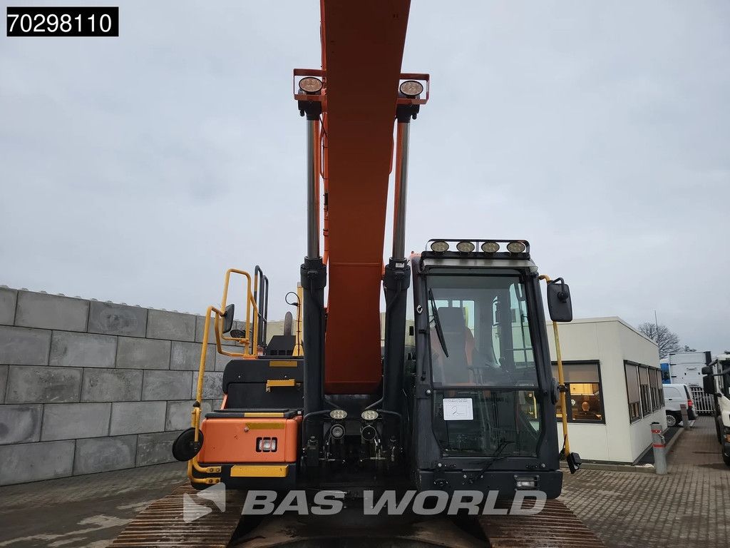 Doosan DX255 LC-5 3 BUCKETS