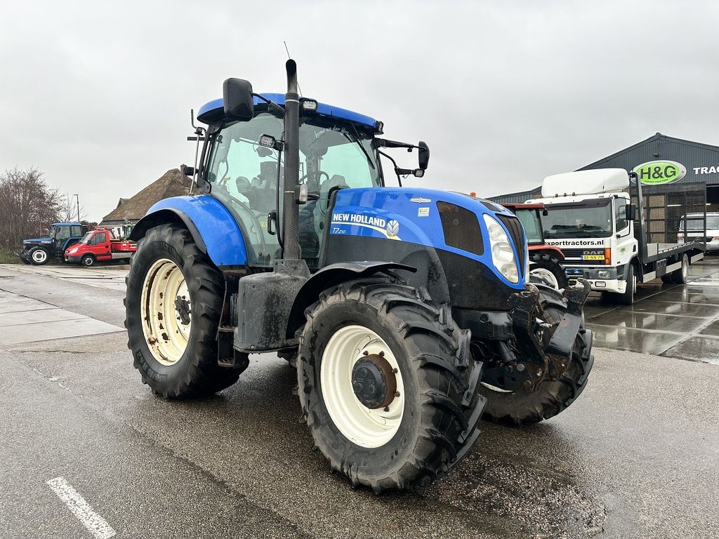 New Holland T7.210