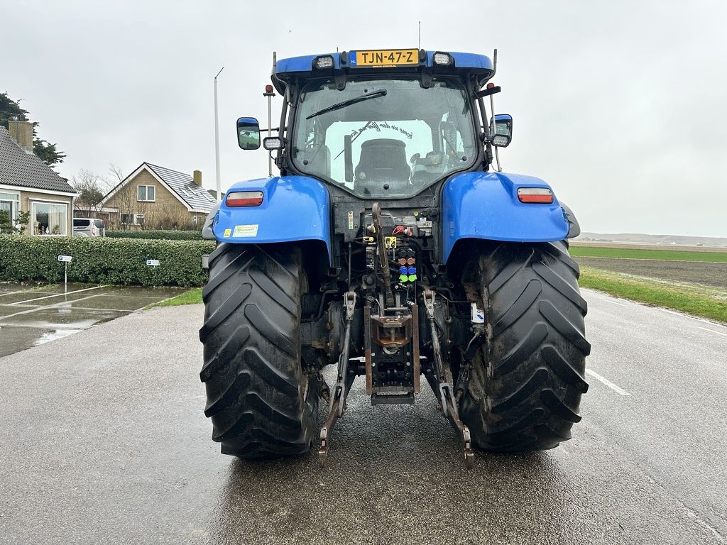 New Holland T7.210
