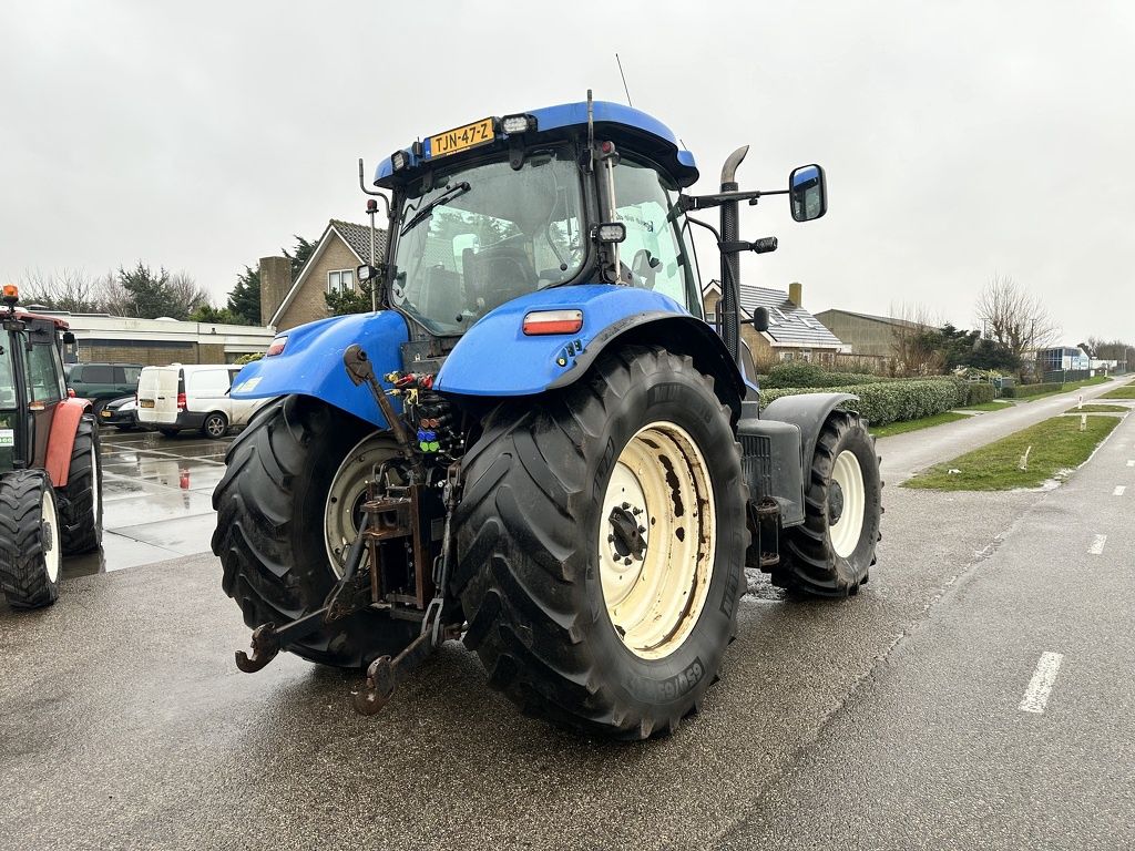 New Holland T7.210