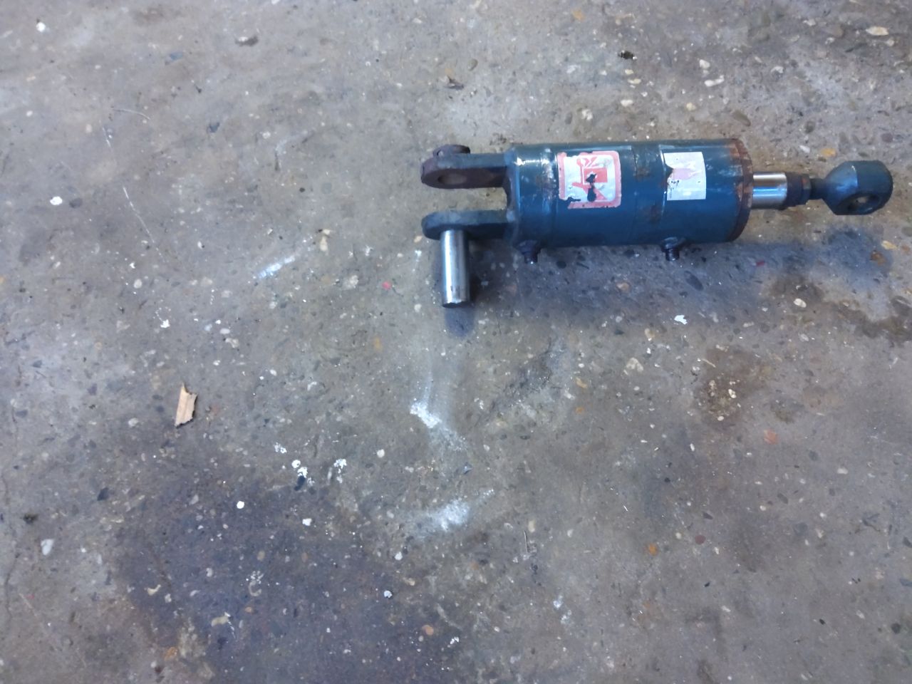 Hydraulische cilinder compleet met bijpassende slangen