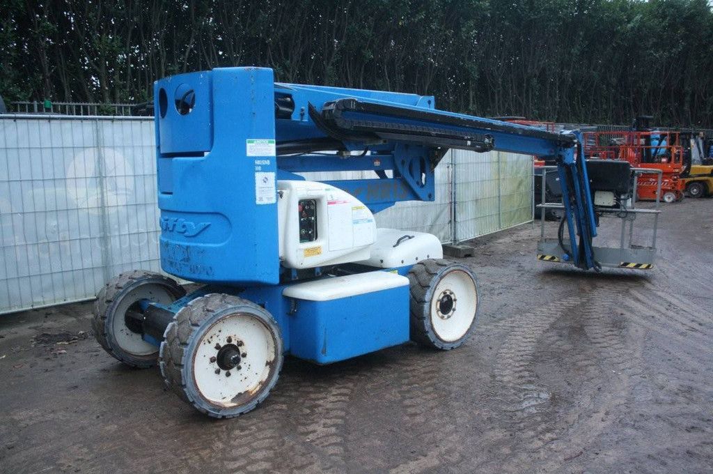Knikarmhoogwerker Niftylift HR15 NDE Elektrisch+Diesel 15.7m 2011