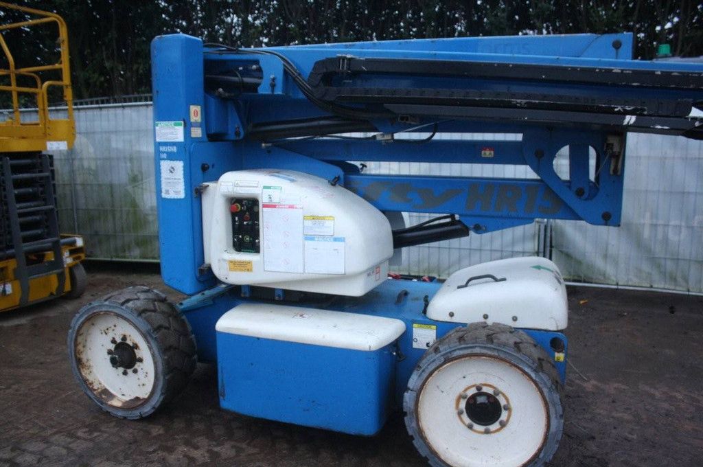 Knikarmhoogwerker Niftylift HR15 NDE Elektrisch+Diesel 15.7m 2011