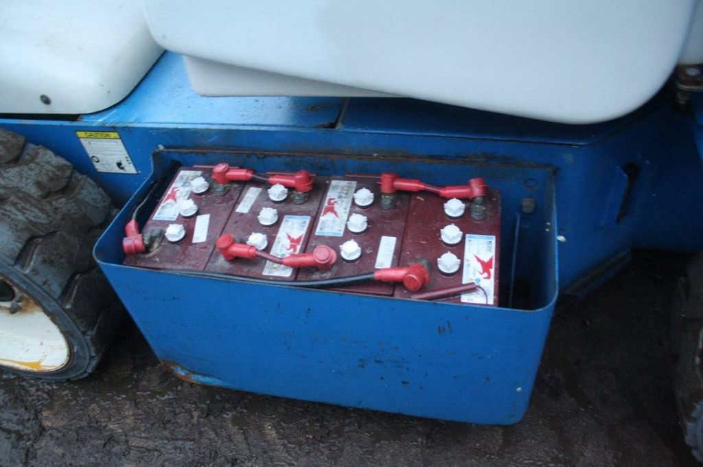 Knikarmhoogwerker Niftylift HR15 NDE Elektrisch+Diesel 15.7m 2011