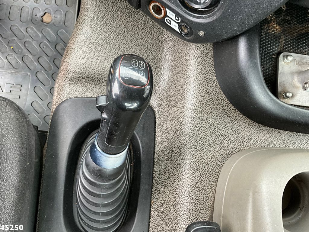 DAF FAQ 85 CF 410 8x2 Hiab 26 Ton haakarmsysteem Just 255.550 km!