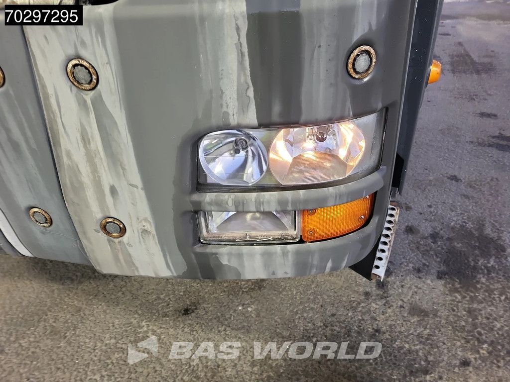 MAN 35.363 8X4 9m3 Liebherr mixer Big-Axle Steelsuspension Automatic Euro 3