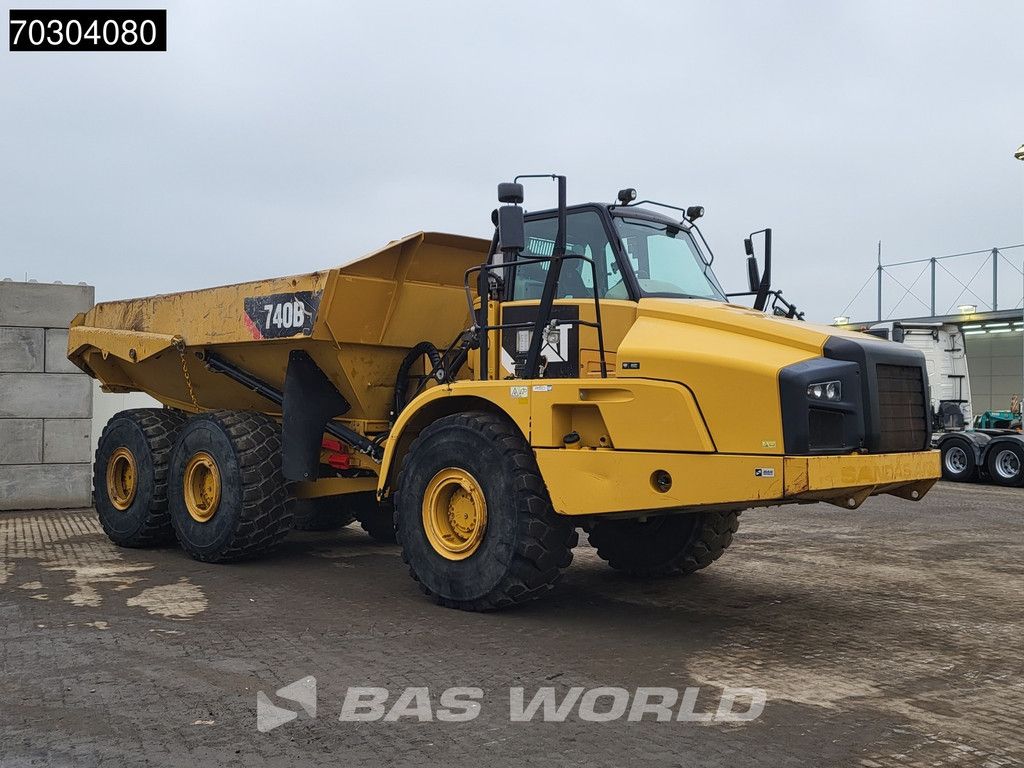Caterpillar 740B