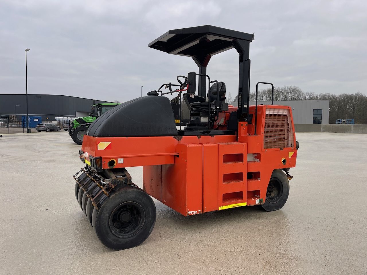 Dynapac CP142 Bandenwals