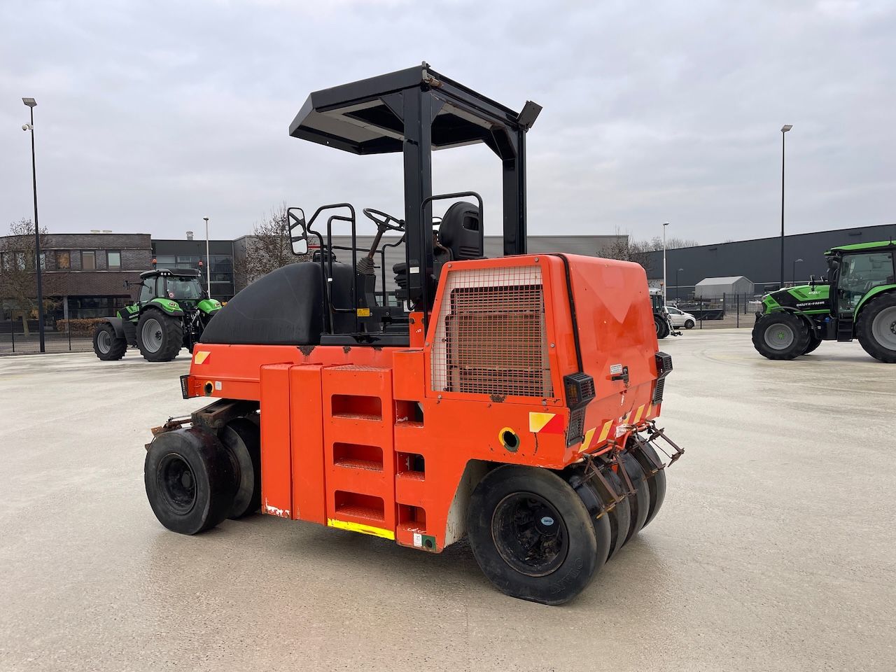 Dynapac CP142 Bandenwals