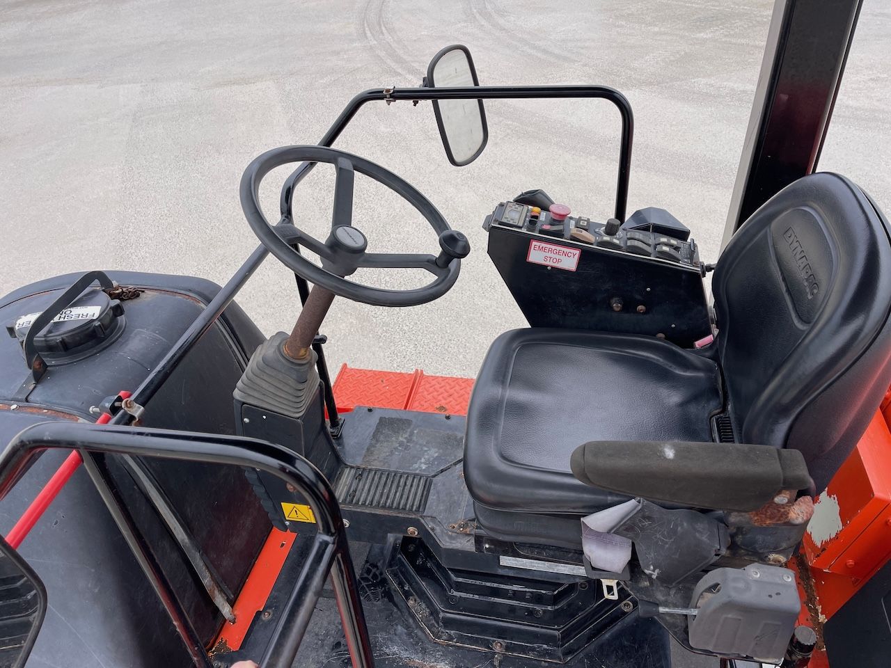 Dynapac CP142 Bandenwals