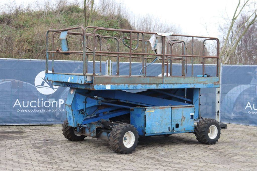 Gelenkteleskoparbeitsbühne Upright SL26 Diesel 10m