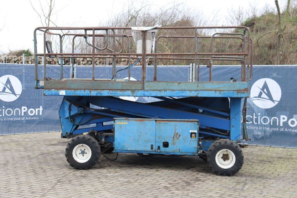 Gelenkteleskoparbeitsbühne Upright SL26 Diesel 10m