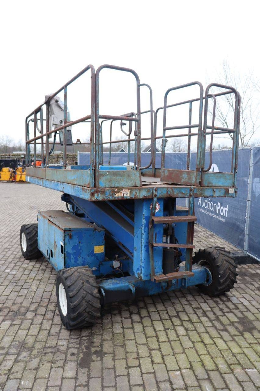 Gelenkteleskoparbeitsbühne Upright SL26 Diesel 10m