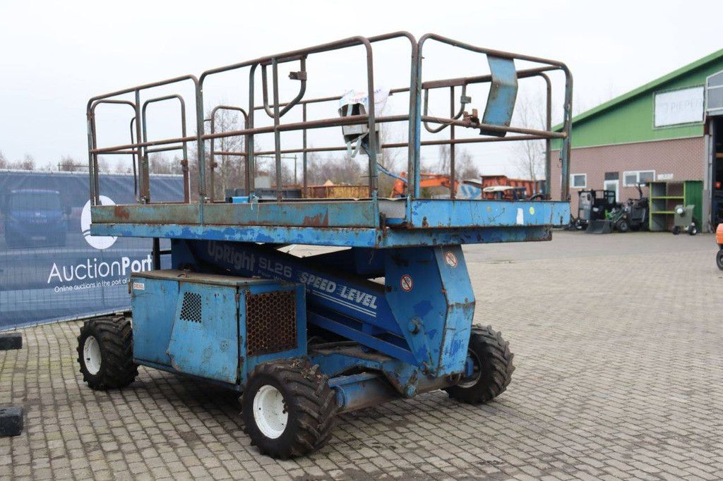 Gelenkteleskoparbeitsbühne Upright SL26 Diesel 10m