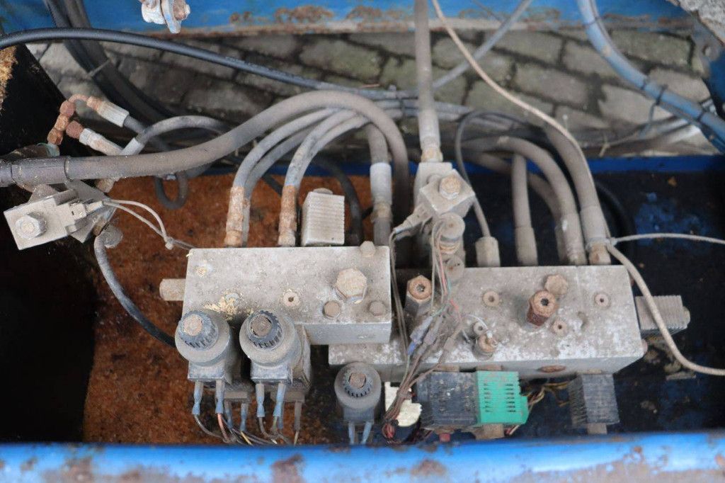 Gelenkteleskoparbeitsbühne Upright SL26 Diesel 10m