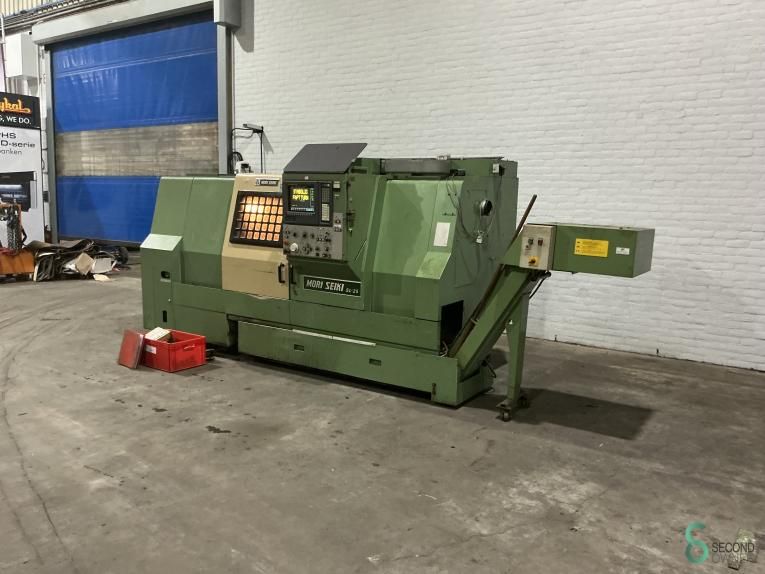 Horizontale draaibanken Mori Seiki SL-25 1990
