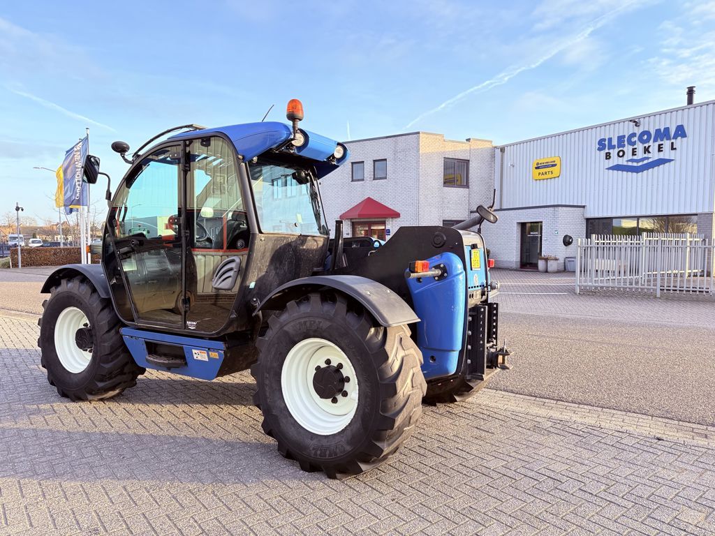 New Holland LM5040