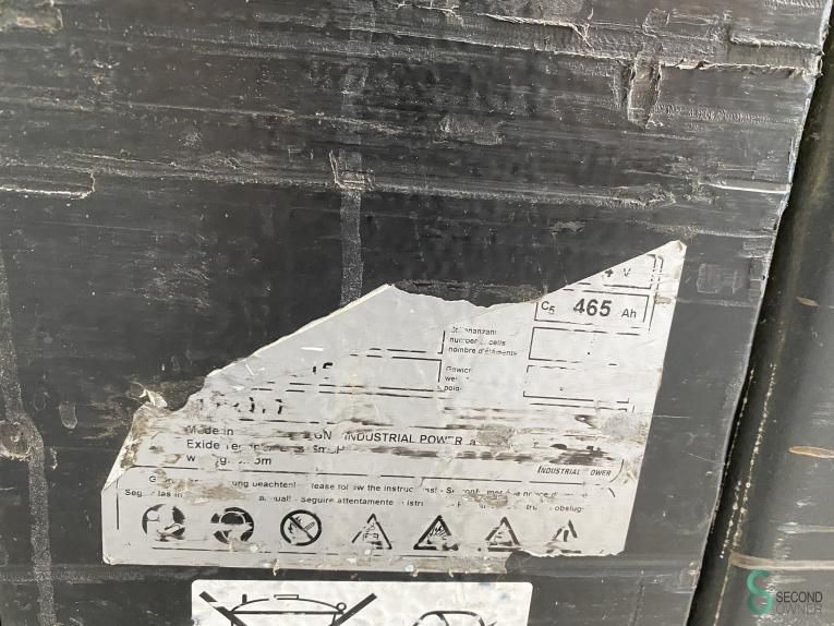 Pallet trucks Electric BT LPE240 2006