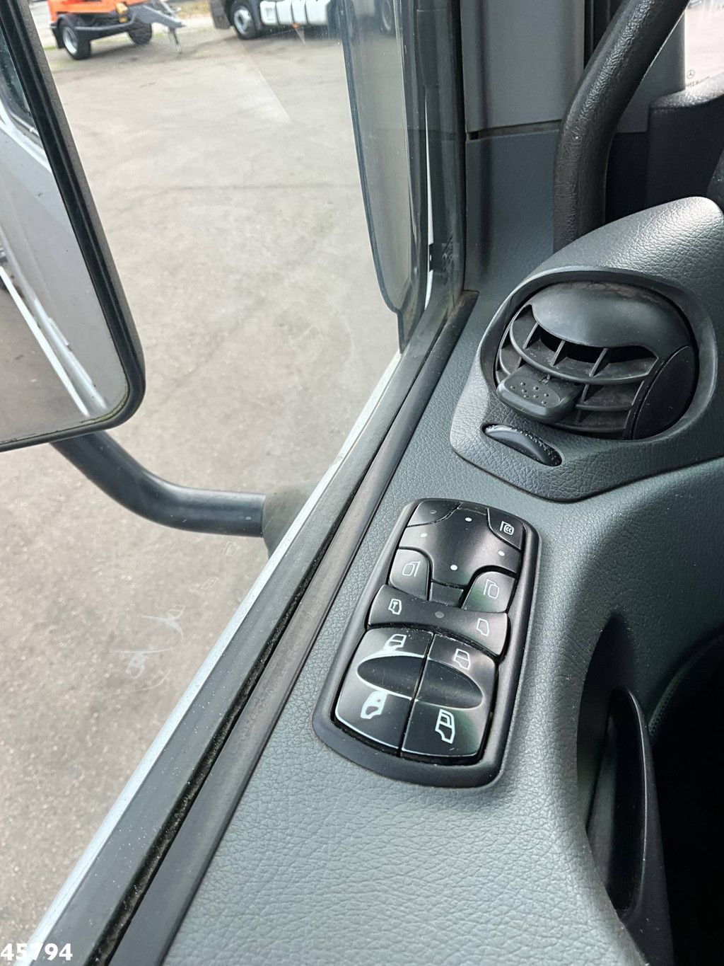 Mercedes-Benz ACTROS 2544 Marrel 20 Ton haakarmsysteem